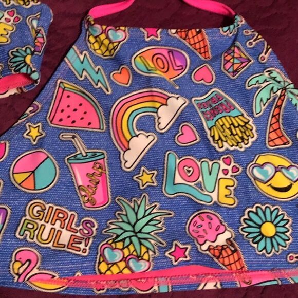 JUNIORS Set of 2 bikini tops — one for you and one for your best friend - Picture 2 of 5